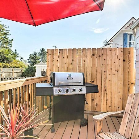 Charming Seaview Home With Bbq, Deck And Fire Pit Exterior photo
